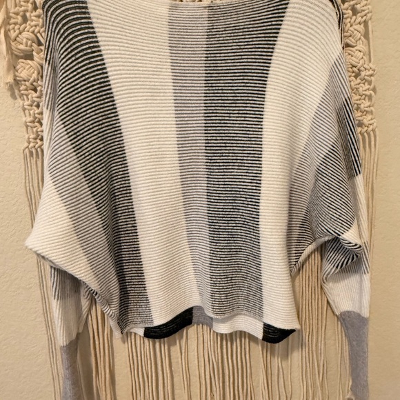 Philosophy Monochrome Striped Ribbed Sweater Medium – Black White Knit Pullover - Picture 2 of 2